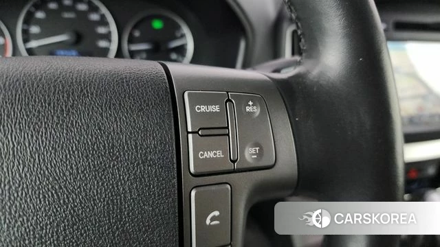Hyundai The New Grand Starex id 4345619 из Кореи 10