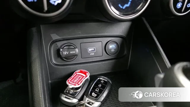 Hyundai Venue id 3525846 из Кореи 10