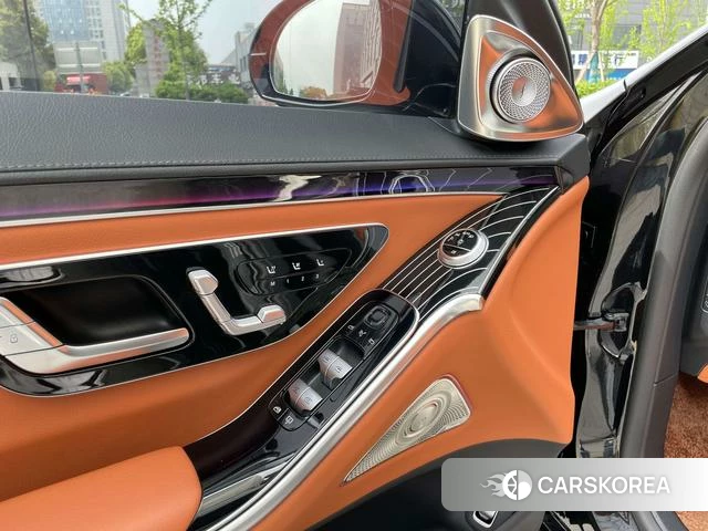 Mercedes-Benz S-class id 4209728 из Китая 10