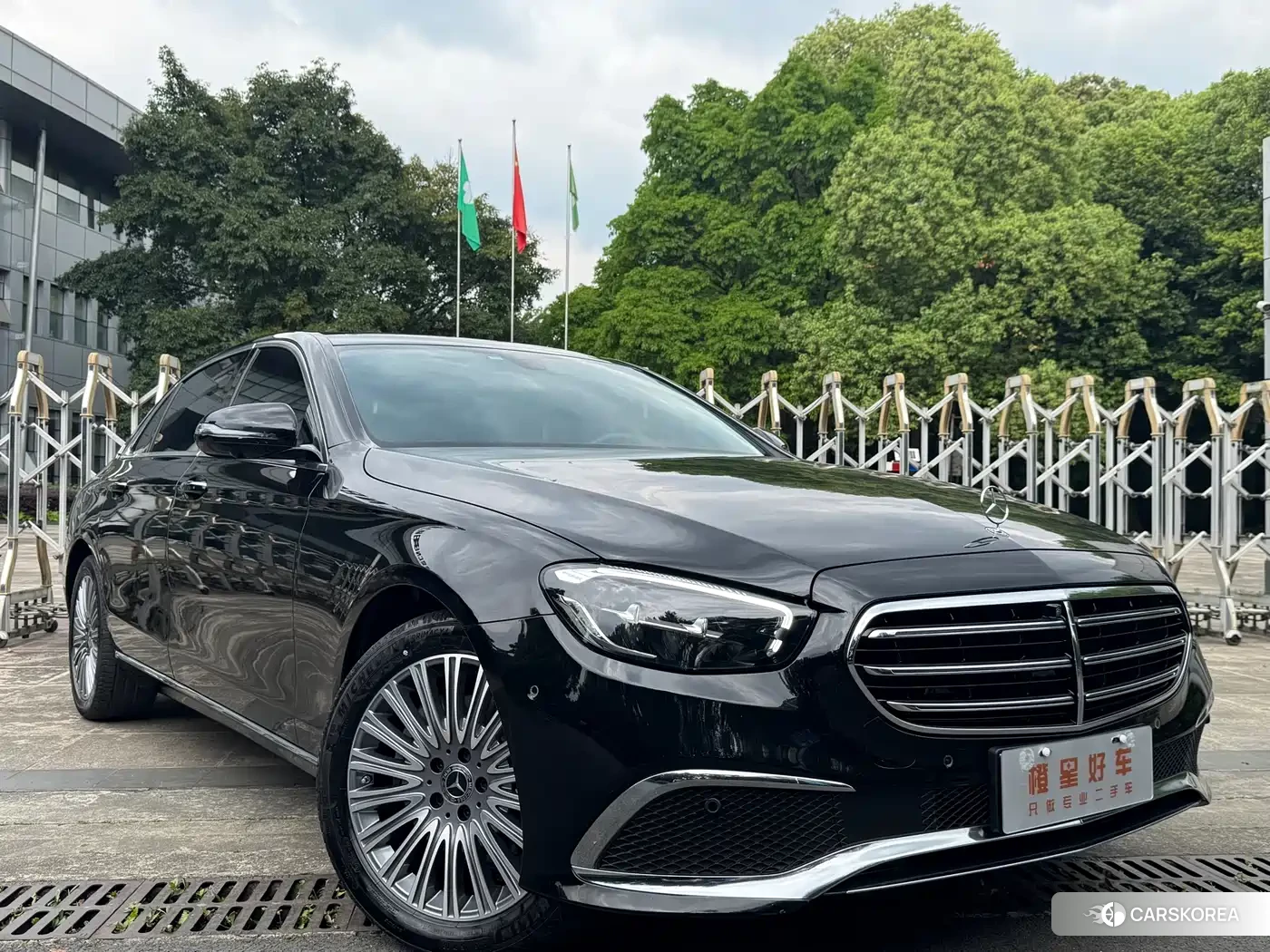 Mercedes-Benz E-Class id 4548306 из Китая 10