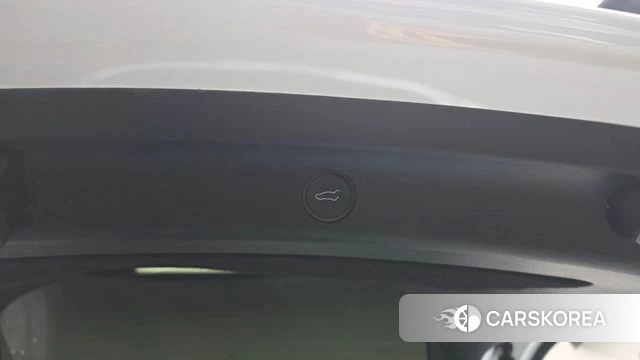Tesla Model Y id 4360644 из Кореи 10