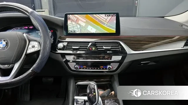 BMW 5 Series (G30) id 3581324 из Кореи 10