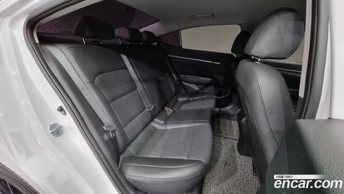 Hyundai Avante AD id 2007430 из Кореи 10