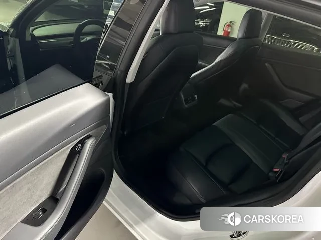 Tesla Model 3 id 3098206 из Кореи 10
