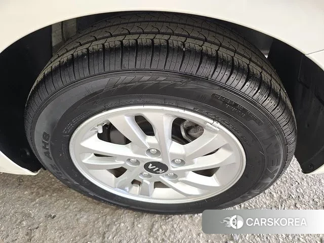 Kia Come New K3 id 3601749 из Кореи 10