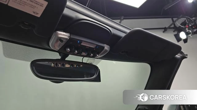 Mini Cooper S Convertible id 4865610 из Кореи 10