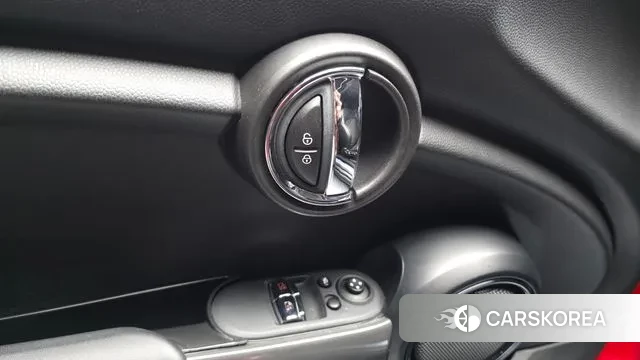 Mini Cooper id 3761438 из Кореи 10