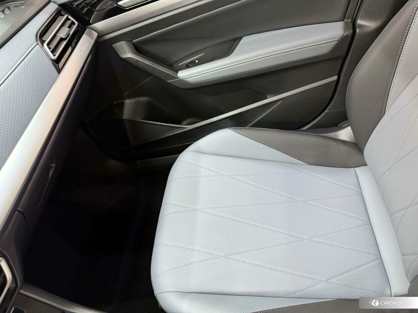 Volkswagen Lavida id 4504701 из Китая 10