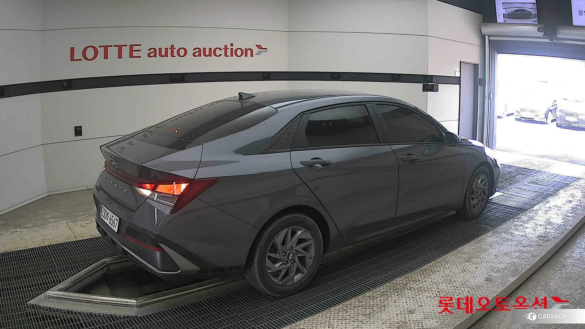 Hyundai Avante Hybrid id 4289481 из Кореи 10