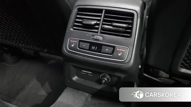 Audi A4 (B9) id 3630351 из Кореи 10