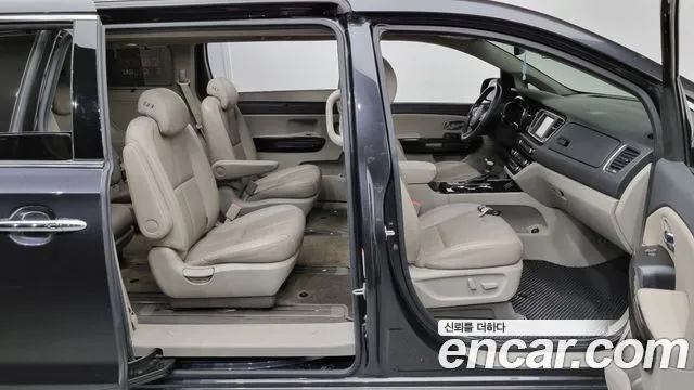 Kia The New Carnival id 2417469 из Кореи 10