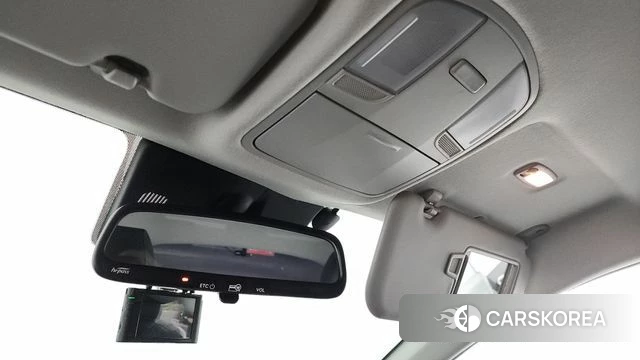 Kia Stonic id 4325612 из Кореи 10