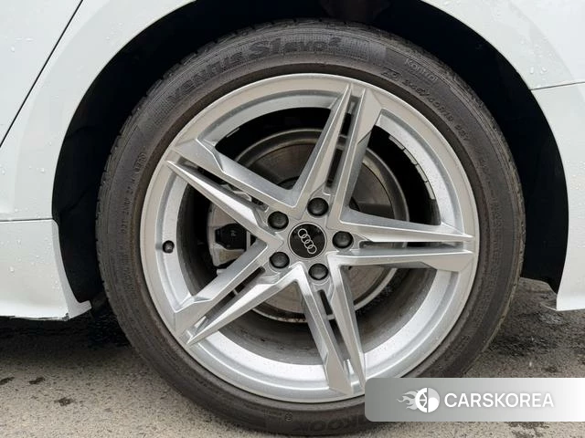 Audi A5 id 4307058 из Китая 10