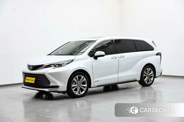 Toyota Saina id 4261783 из Китая 10
