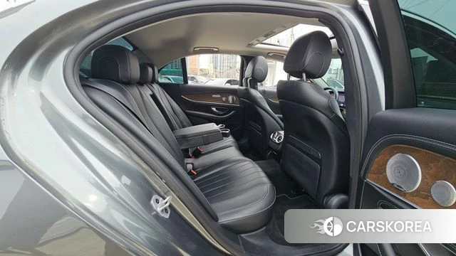 Mercedes-Benz E-Class W213 id 3873594 из Кореи 10