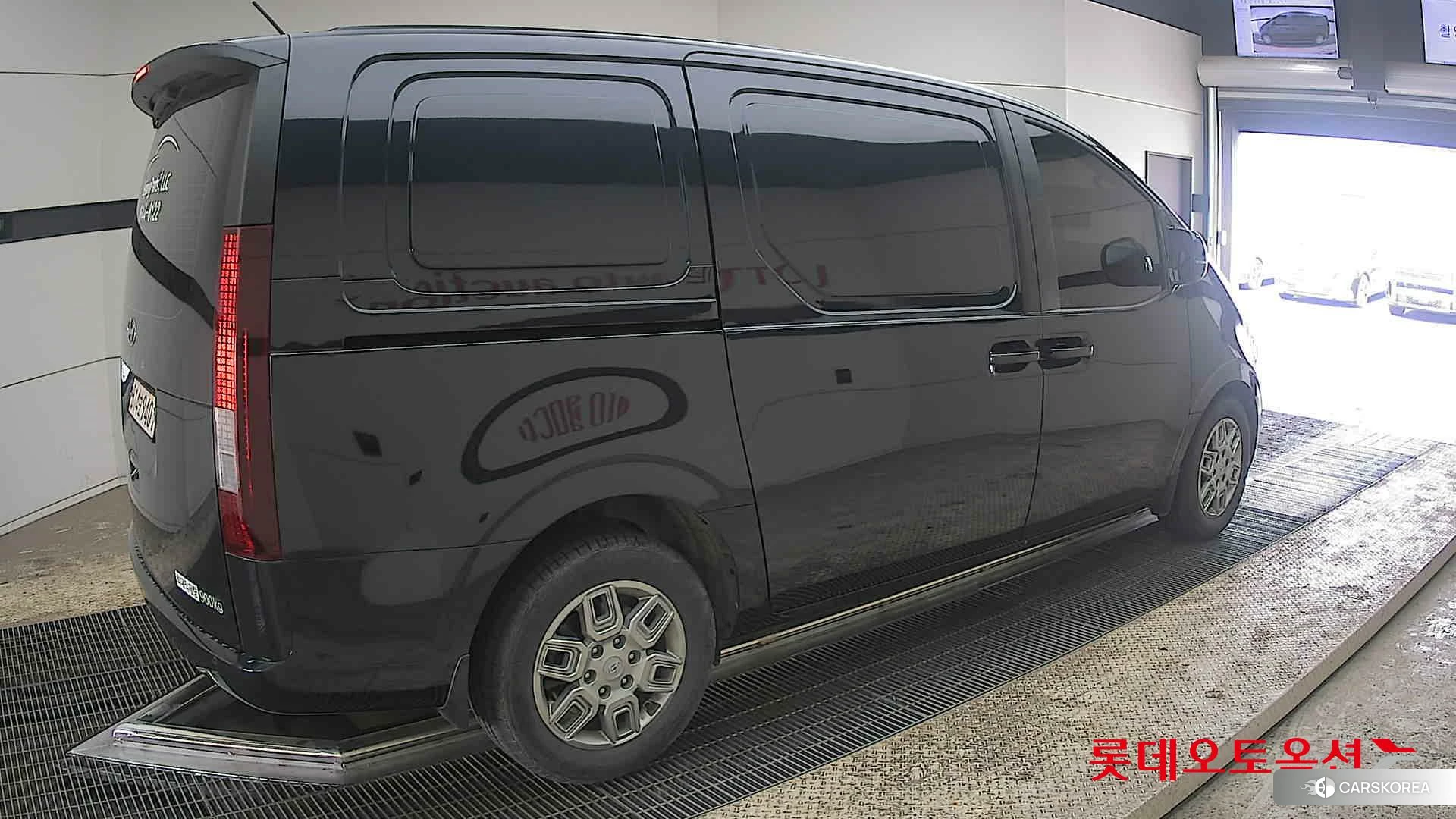 Hyundai Staria id 3888297 из Кореи 10