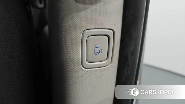 Hyundai Staria id 4892871 из Кореи 10