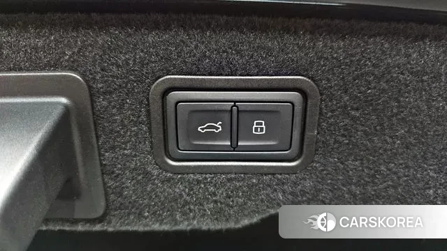 Audi A8 (D5) id 3721060 из Кореи 10