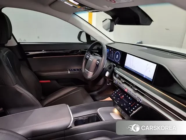 Hyundai Grandeur (GN7) id 3544562 из Кореи 10