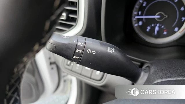 Hyundai Venue id 3828775 из Кореи 10