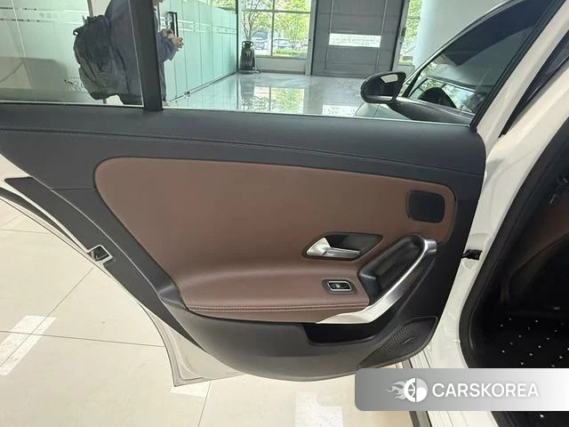 Mercedes-Benz Class A id 4208888 из Китая 10