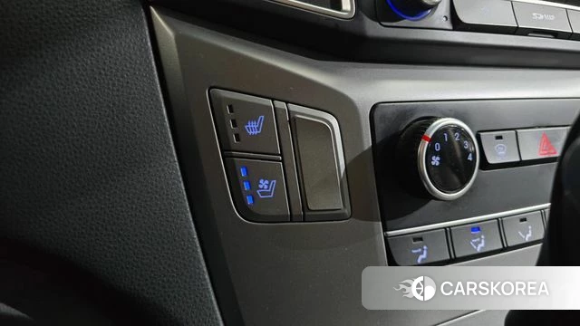 Hyundai The New Grand Starex id 4471282 из Кореи 10