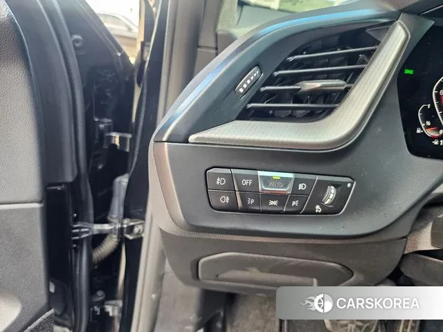 BMW 1 Series (F40) id 3787966 из Кореи 10