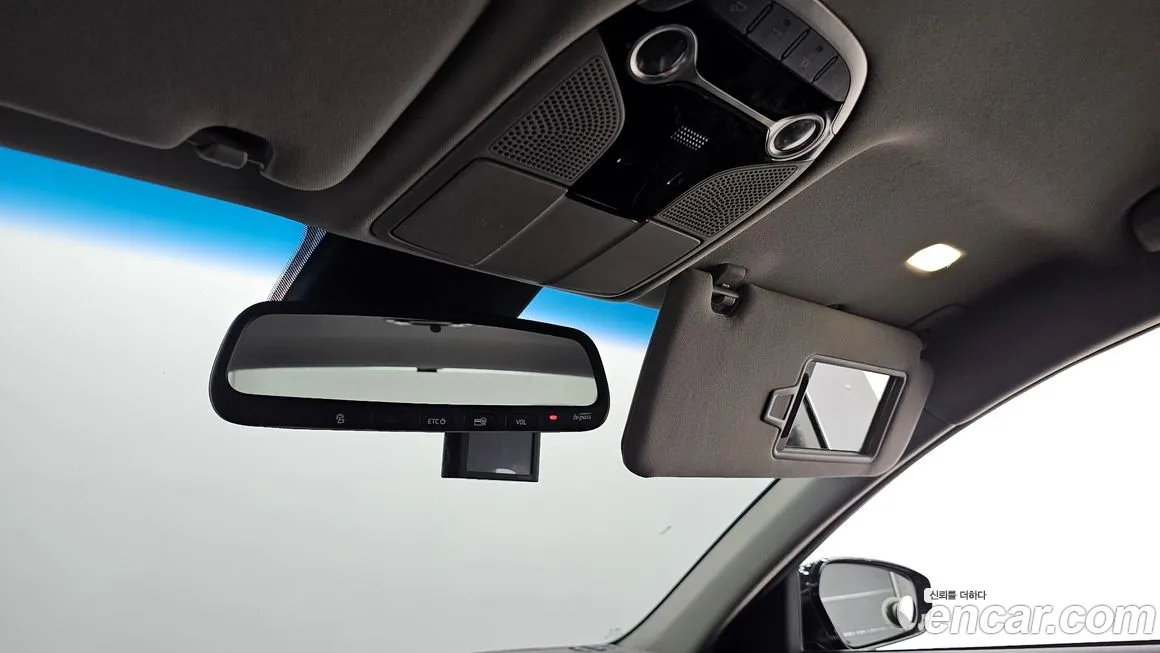 Hyundai Grandeur IG id 2156383 из Кореи 10