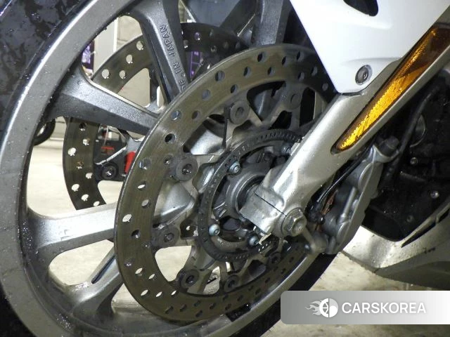 Honda GL1800 TOUR id 3947873 из Японии 10