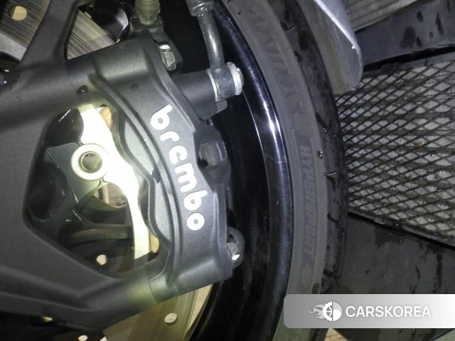 Suzuki GSX1300R HAYABUSA id 3947465 из Японии 10