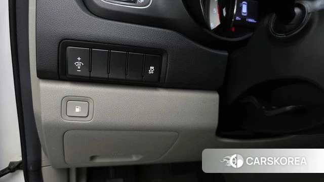 Kia The New Carnival id 4536654 из Кореи 10