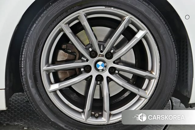 BMW 5 Series (G30) id 4356614 из Кореи 10