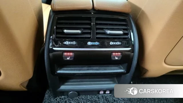 BMW 5 Series (G30) id 2970985 из Кореи 10