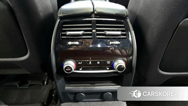 BMW 5 Series (G30) id 3867551 из Кореи 10