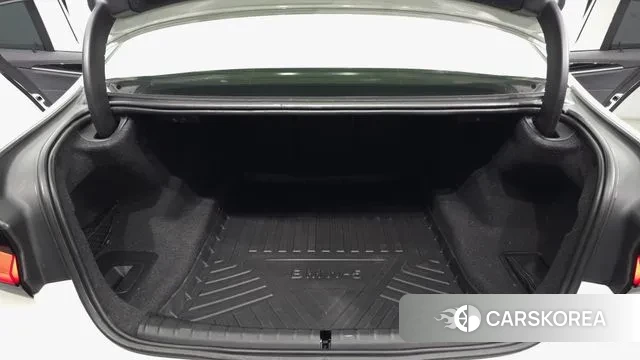 BMW 5 Series (G30) id 3350064 из Кореи 10