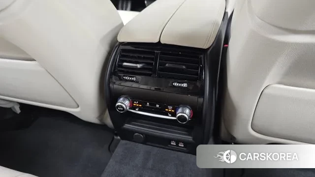 BMW 5 Series (G30) id 3405805 из Кореи 10