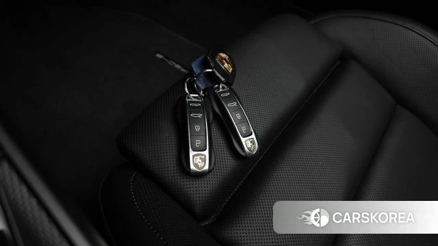 Porsche 911(992) id 4573690 из Кореи 10