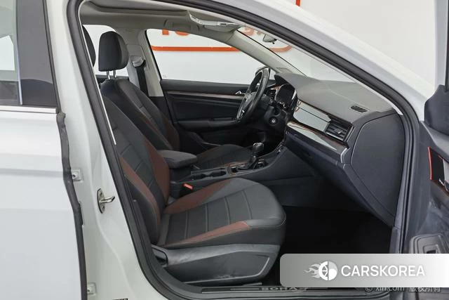 Volkswagen Bora id 4276315 из Китая 10