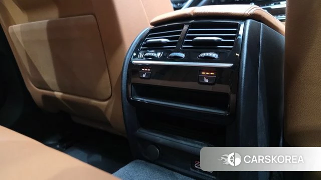 BMW 5 Series (G30) id 3844215 из Кореи 10