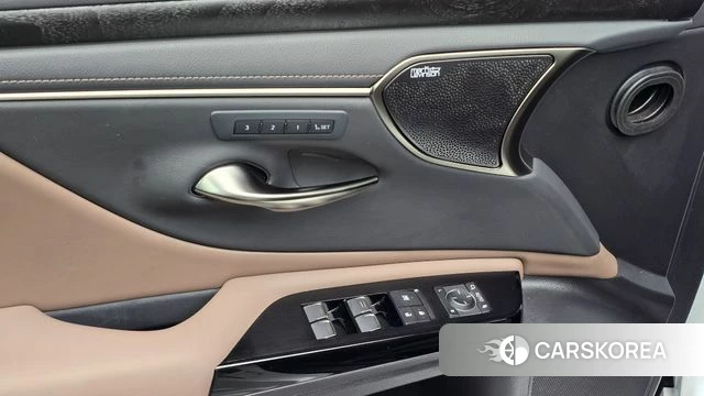 Lexus ES300h 7th generation id 4475024 из Кореи 10