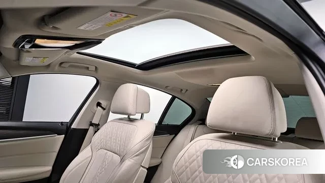 BMW 5 Series (G30) id 3362369 из Кореи 10