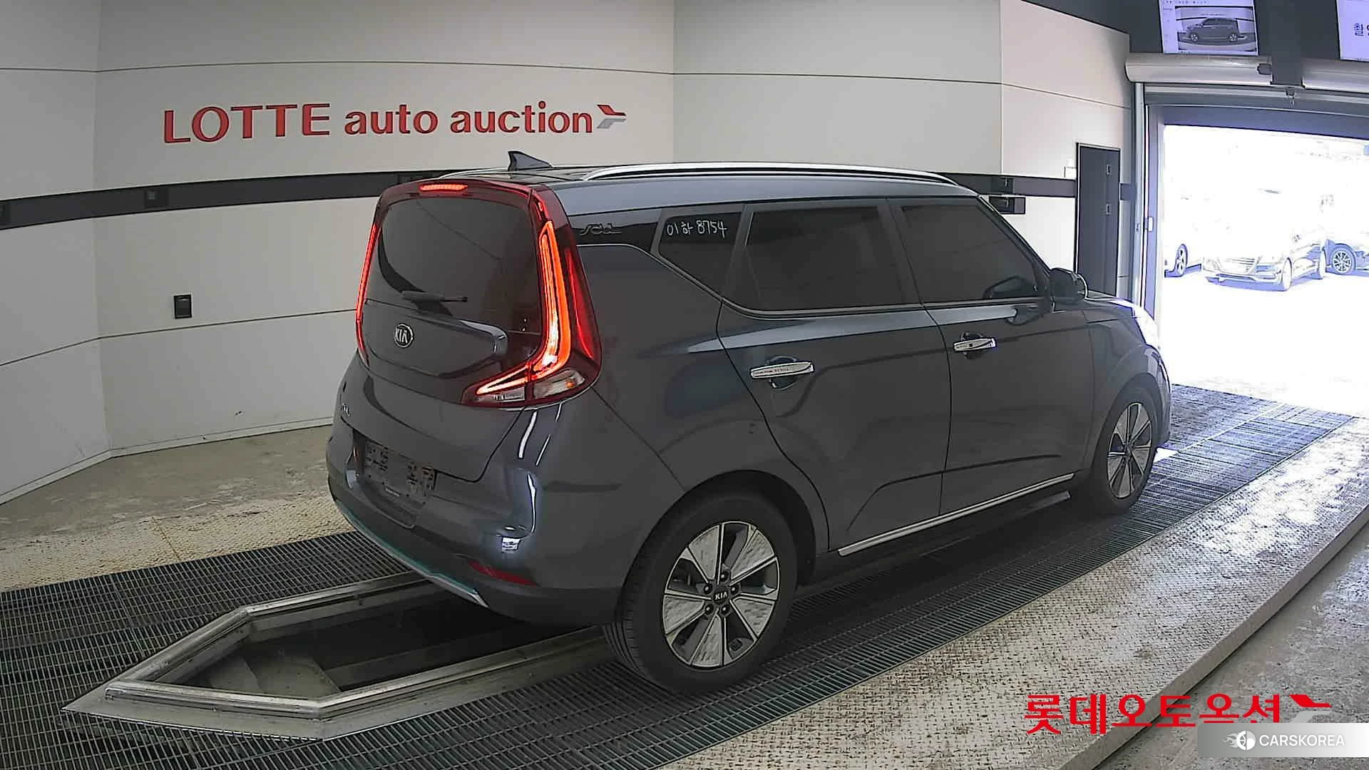 Kia Soul Booster EV id 4289512 из Кореи 10