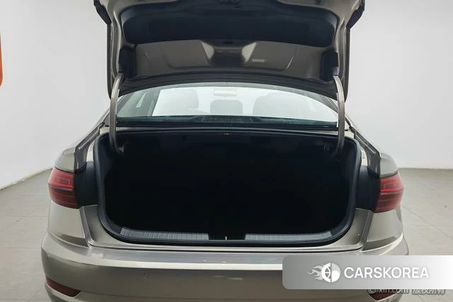 Volkswagen Sagitar id 4278957 из Китая 10