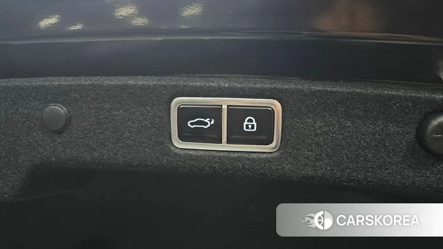 Hyundai Grandeur Hybrid (GN7) id 4665199 из Кореи 10
