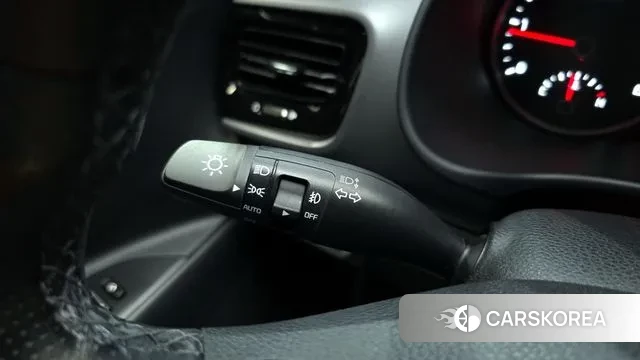 Kia Stonic id 3150523 из Кореи 10