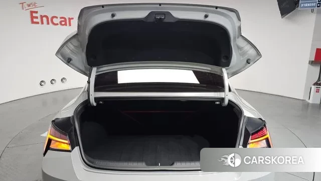 Hyundai Avante (CN7) id 3691042 из Кореи 10