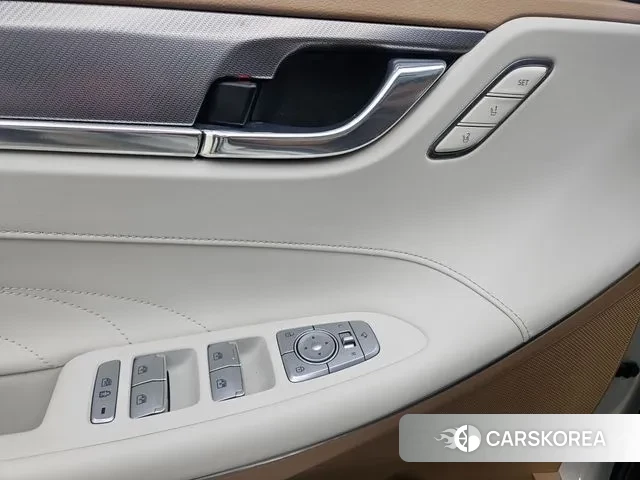 Hyundai The New Grandeur IG id 3339270 из Кореи 10