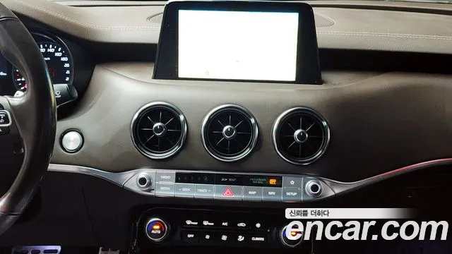 Kia Stinger id 2420448 из Кореи 10