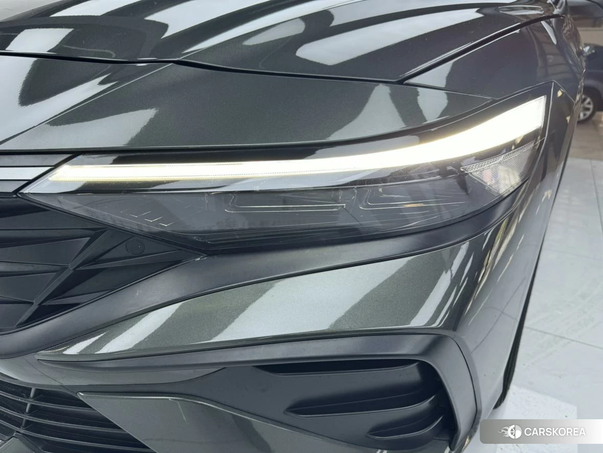 Hyundai Elantra id 4406036 из Китая 10