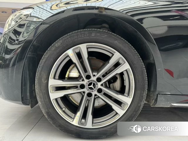 Mercedes-Benz E-class id 4261312 из Китая 10